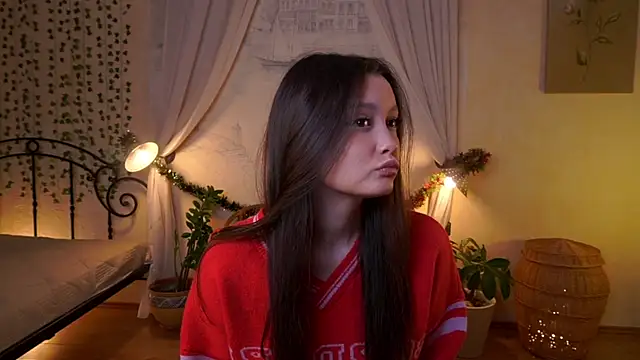 EvaDowe online show from 12-20-25, 04:04