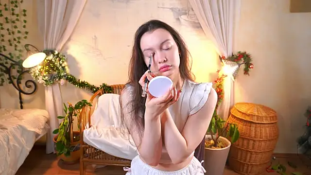 EvaDowe online show from 02-17-26, 04:43