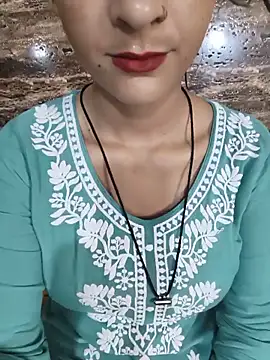 Snapshot of Indian-Aleena chatting on 06-08-26, 05:24 Indian-Aleena online show from 06-08-26, 05:24