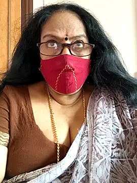 Snapshot of heera-rani chatting on 09-19-25, 06:17 heera-rani online show from 09-19-25, 06:17