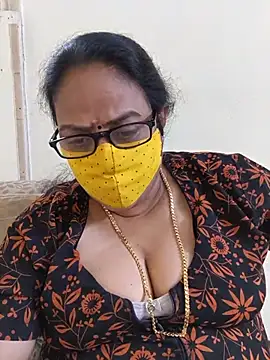 Snapshot of heera-rani chatting on 07-03-26, 07:37 heera-rani online show from 07-03-26, 07:37