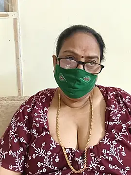 Snapshot of heera-rani chatting on 07-24-26, 12:56 heera-rani online show from 07-24-26, 12:56