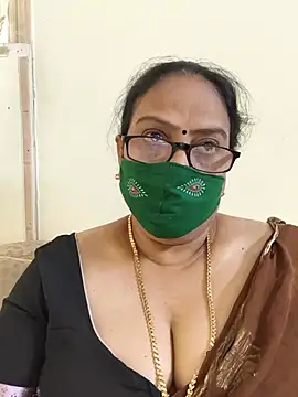 Snapshot of heera-rani chatting on 07-23-26, 05:38 heera-rani online show from 07-23-26, 05:38
