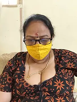 Snapshot of heera-rani chatting on 07-10-26, 07:19 heera-rani online show from 07-10-26, 07:19