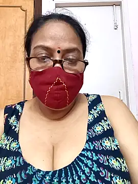 Snapshot of heera-rani chatting on 09-17-25, 03:36 heera-rani online show from 09-17-25, 03:36