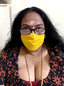 Snapshot of heera-rani chatting on 07-26-26, 01:40 heera-rani online show from 07-26-26, 01:40
