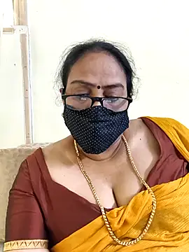 Snapshot of heera-rani chatting on 05-20-26, 06:54 heera-rani online show from 05-20-26, 06:54