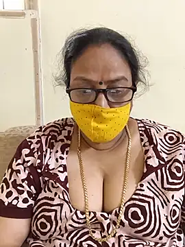 Snapshot of heera-rani chatting on 07-01-26, 09:31 heera-rani online show from 07-01-26, 09:31