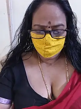 Snapshot of heera-rani chatting on 06-11-26, 05:04 heera-rani online show from 06-11-26, 05:04