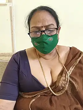 Snapshot of heera-rani chatting on 07-15-26, 06:42 heera-rani online show from 07-15-26, 06:42