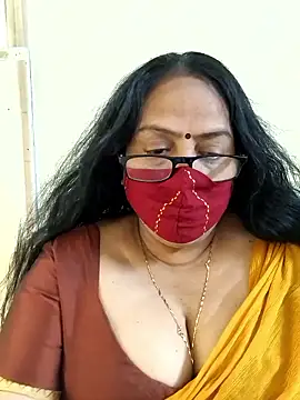 Snapshot of heera-rani chatting on 05-17-26, 04:56 heera-rani online show from 05-17-26, 04:56