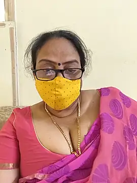 Snapshot of heera-rani chatting on 07-06-26, 06:20 heera-rani online show from 07-06-26, 06:20