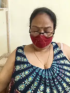 Snapshot of heera-rani chatting on 05-22-26, 12:58 heera-rani online show from 05-22-26, 12:58