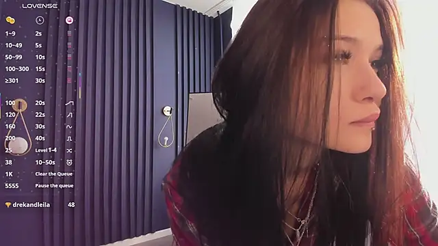 amy doessss online show from 04-12-26, 03:04