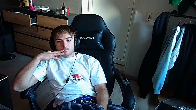 Rudi2007Eye online show from 02-20-26, 10:06