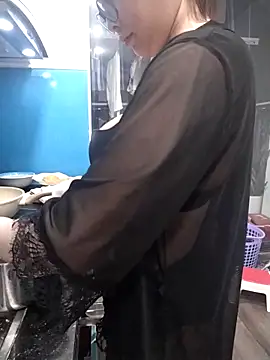 Linh linh01 online show from 12-18-25, 11:47