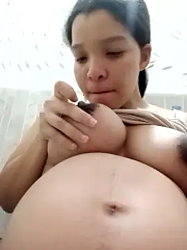 Snapshot of VictoriDior chatting on 11-28-25, 09:04 VictoriDior online show from 11-28-25, 09:04