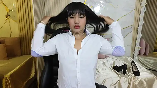 Snapshot of Lexy_tay chatting on 05-20-26, 11:51 Lexy tay online show from 05-20-26, 11:51