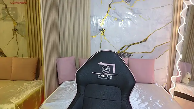 Lexy tay online show from 02-24-26, 11:44