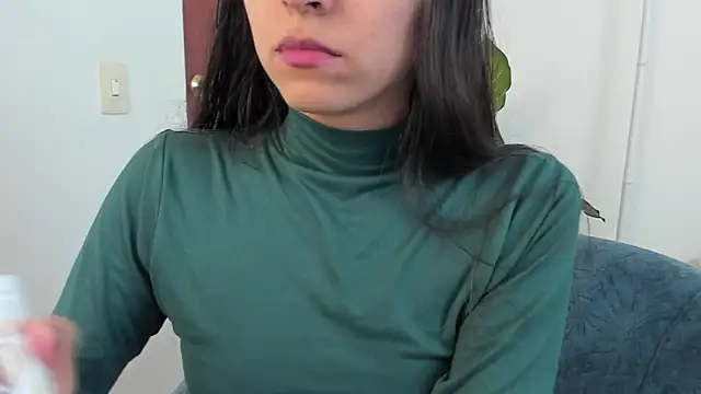 canelleGarces online show from 04-15-26, 06:23