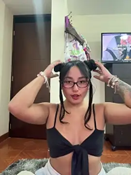 saranghae  online show from 11-28-25, 08:42