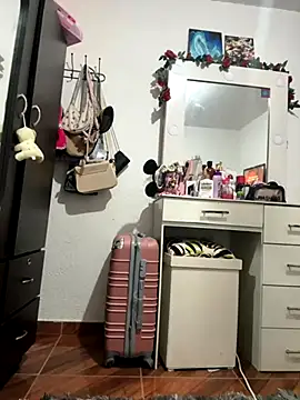 saranghae  online show from 10-23-25, 03:38