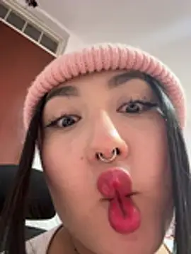 saranghae  online show from 04-16-26, 02:56