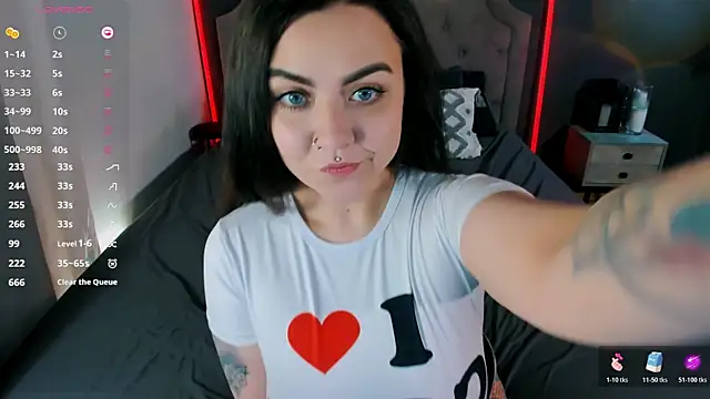 ashton heidii online show from 11-11-25, 11:42