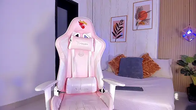 Ayleen Dunkan online show from 11-29-25, 01:22