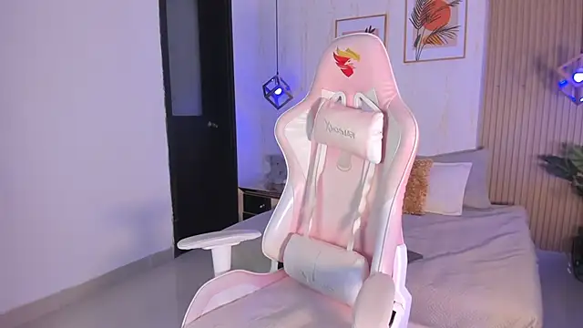 Ayleen Dunkan online show from 01-09-26, 02:13