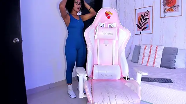 Ayleen Dunkan online show from 10-30-25, 12:36