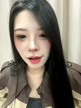 yuanyuanzi99 online show from 10-17-25, 12:29