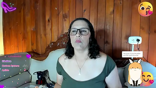 Snapshot of KikaDuque chatting on 02-27-26, 07:24 KikaDuque online show from 02-27-26, 07:24