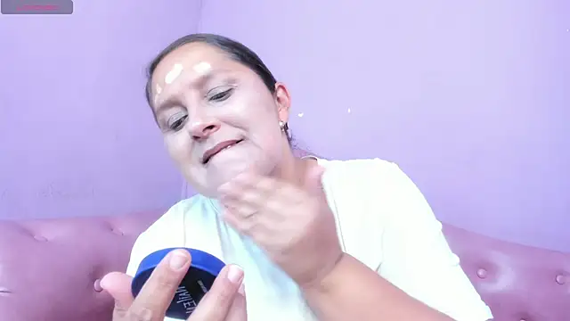 KikaDuque online show from 07-24-26, 07:10