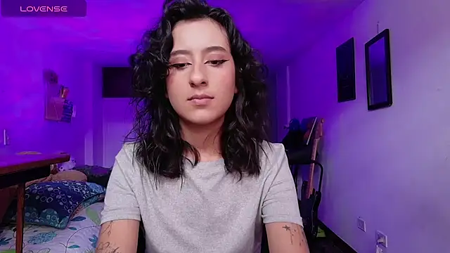 atenea dragon   online show from 11-26-25, 08:42