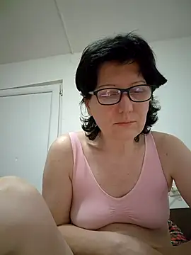 Vera Elle online show from 02-21-26, 07:27