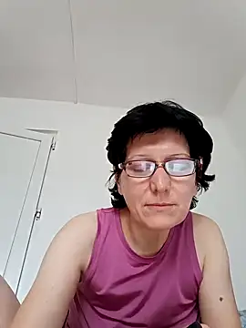 Snapshot of Vera_Elle chatting on 11-12-25, 12:53 Vera Elle online show from 11-12-25, 12:53