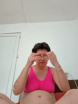 Snapshot of Vera_Elle chatting on 06-24-26, 06:12 Vera Elle online show from 06-24-26, 06:12