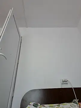 Snapshot of Vera_Elle chatting on 05-21-26, 06:33 Vera Elle online show from 05-21-26, 06:33