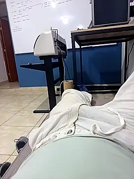 Hugopingonasa2024 online show from 02-18-26, 08:49