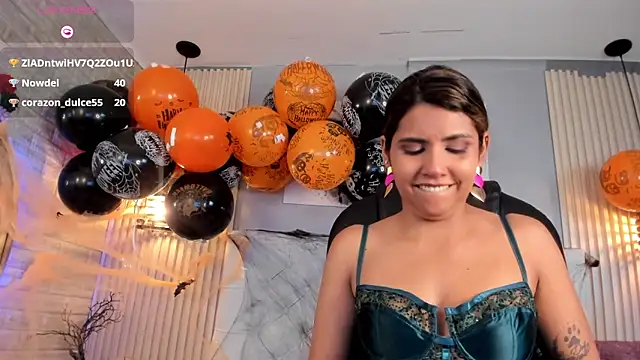 scarletbaker  online show from 10-28-25, 12:22