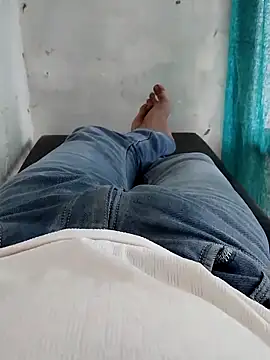 hunk28 6 online show from 10-29-25, 09:41