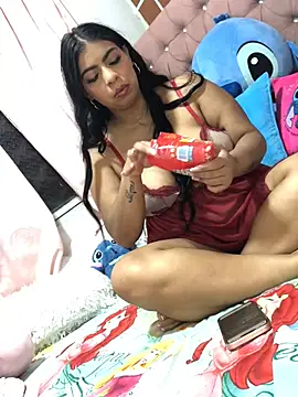 Rachellcooperrr online show from 01-14-26, 02:15