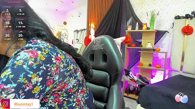 BLUE TAY1 online show from 10-23-25, 12:04