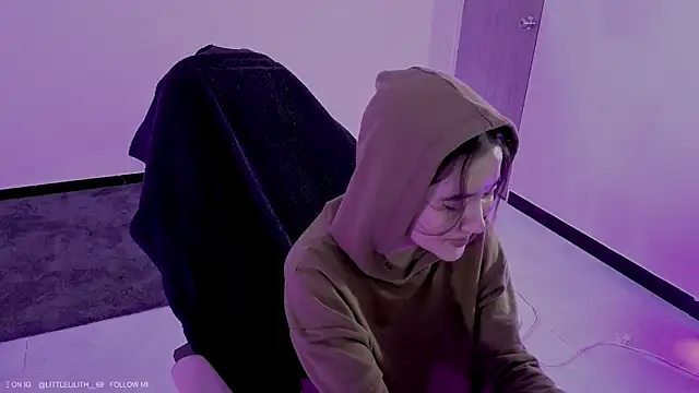 LilithCary online show from 01-07-26, 09:42