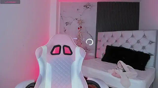 chloesagee online show from 12-03-25, 09:36