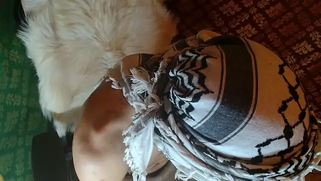 JUSTFORRICH online show from 04-18-26, 10:32