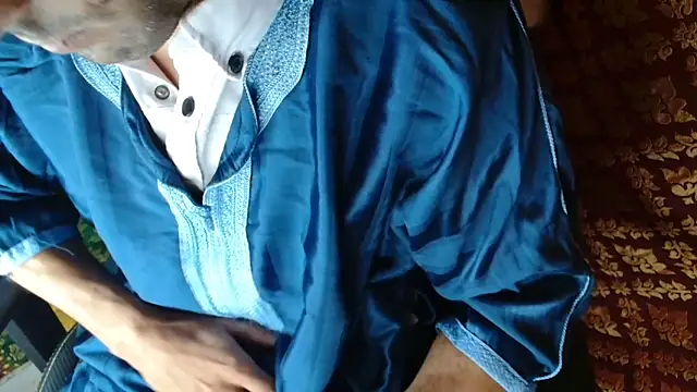 JUSTFORRICH online show from 04-17-26, 01:14