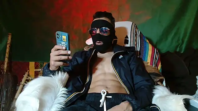 JUSTFORRICH online show from 01-09-26, 03:52