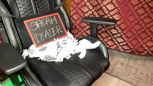 JUSTFORRICH online show from 11-12-25, 09:02